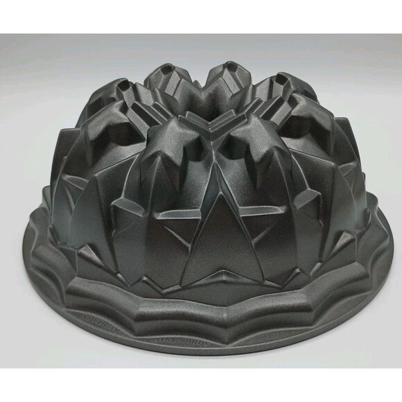 Nordic Ware American Star Bundt Cake Pan Cast Aluminum Made in USA - Picture 1 of 6